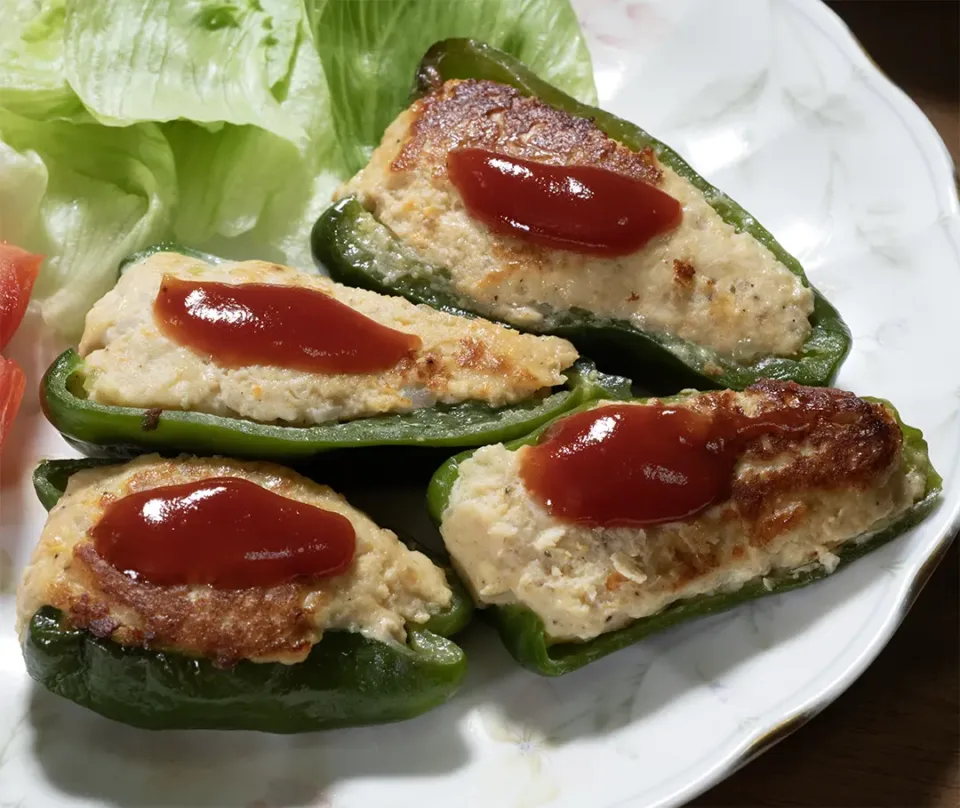 ピーマンの肉詰め