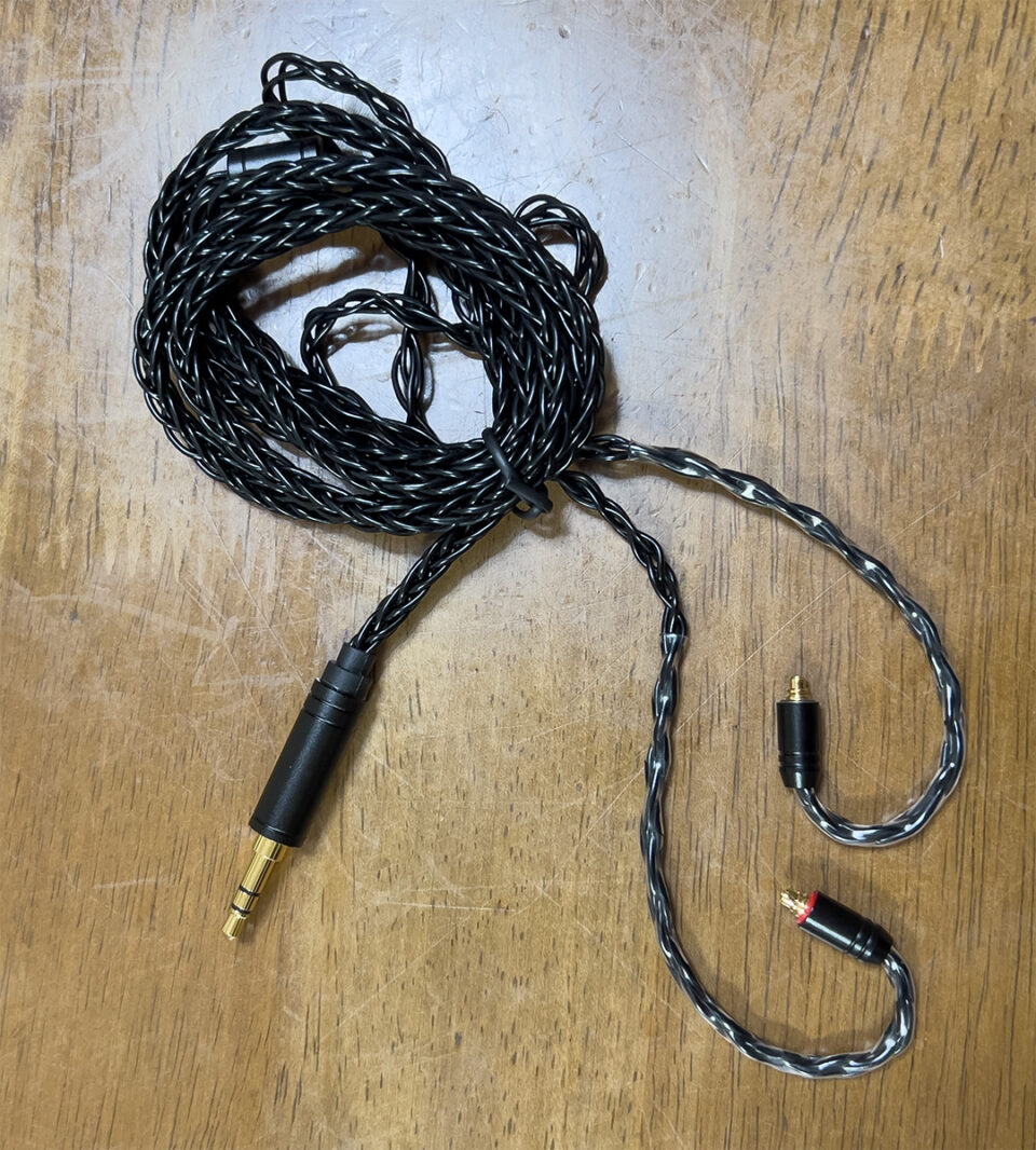 新しいケーブル