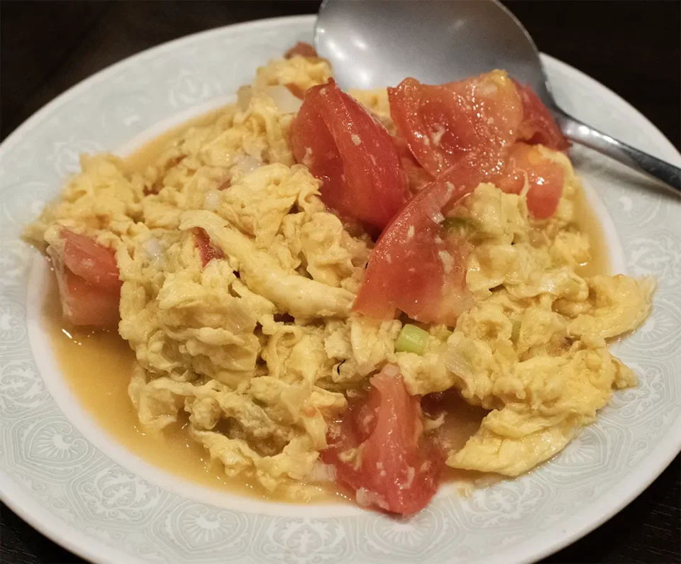 玉子とトマト炒め