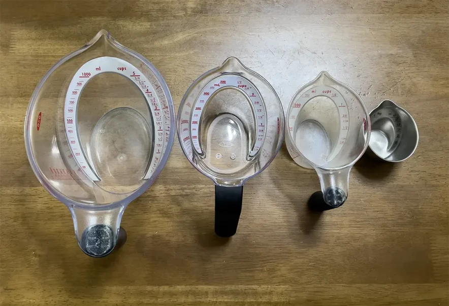 OXOアングルドメジャーカップの4サイズ