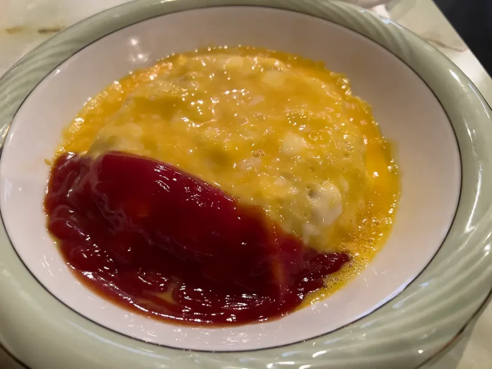 とろ〜り卵のオムライス