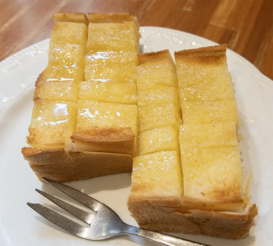 厚切りトースト